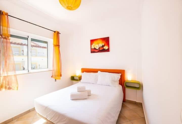 Apartment Alfarmar - Pool, Beach Only A Few Minutes Away Albufeira Buitenkant foto